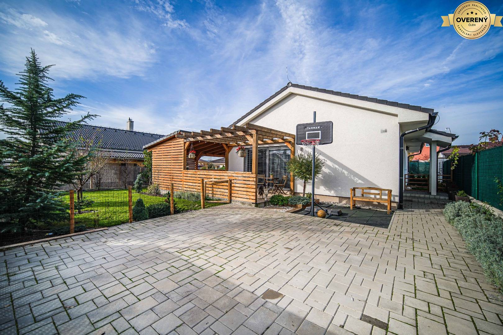 Rodinný dom Šenkvice - drevodom