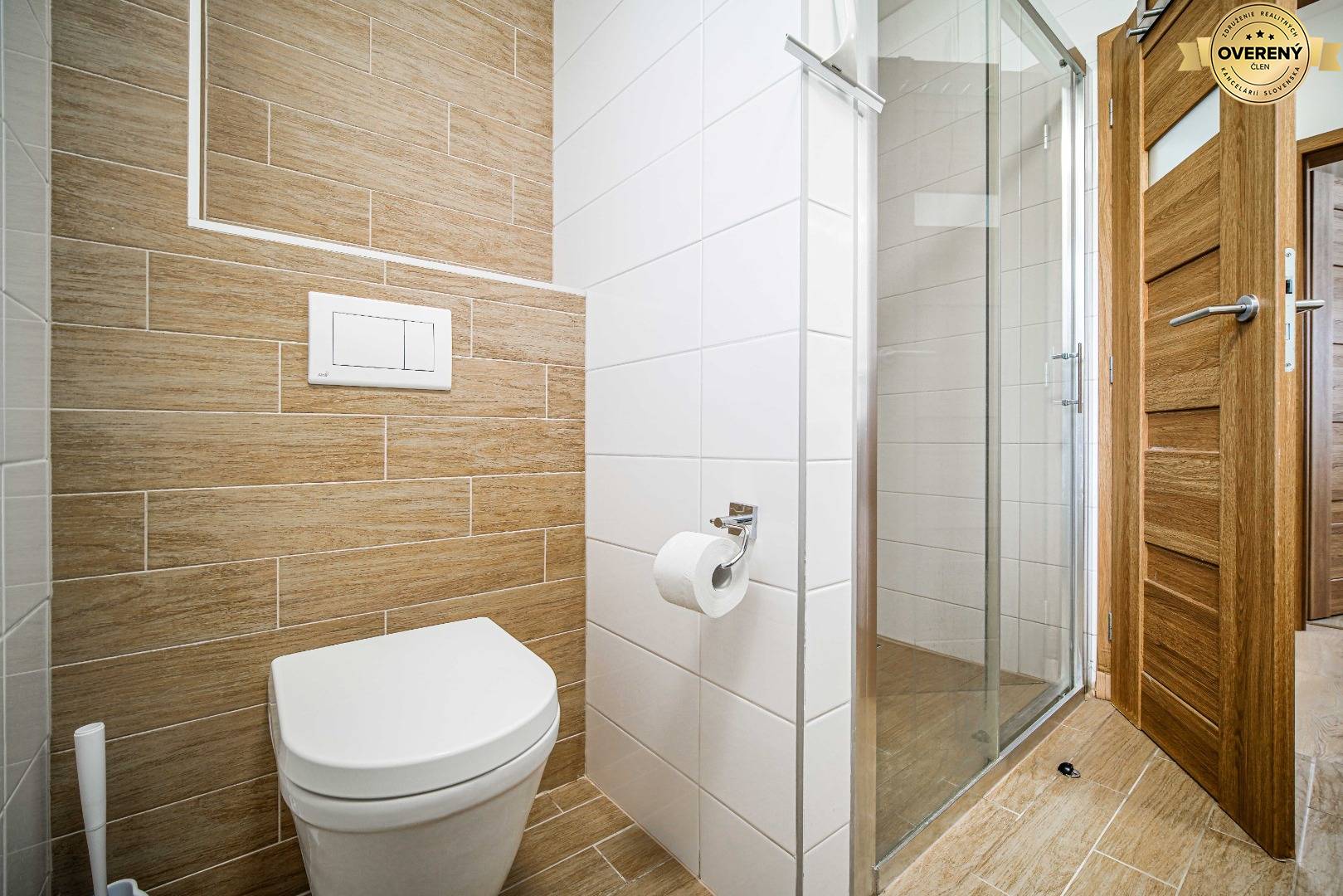 Rodinný dom Šenkvice - WC a sprcha