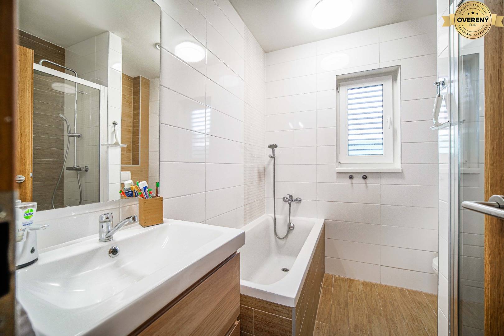 Rodinný dom Šenkvice - kúpeľňa