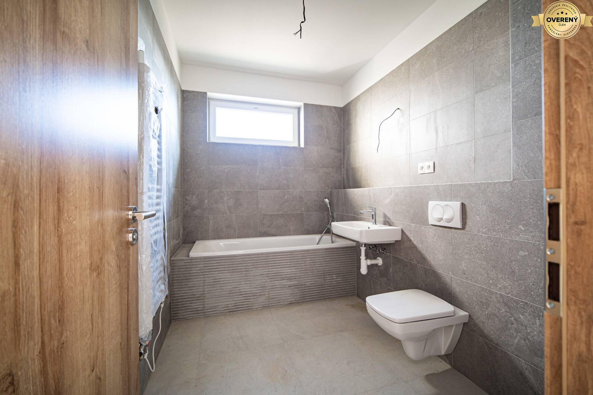 Bytové domy C kúpeľňa- Zelené Nivy