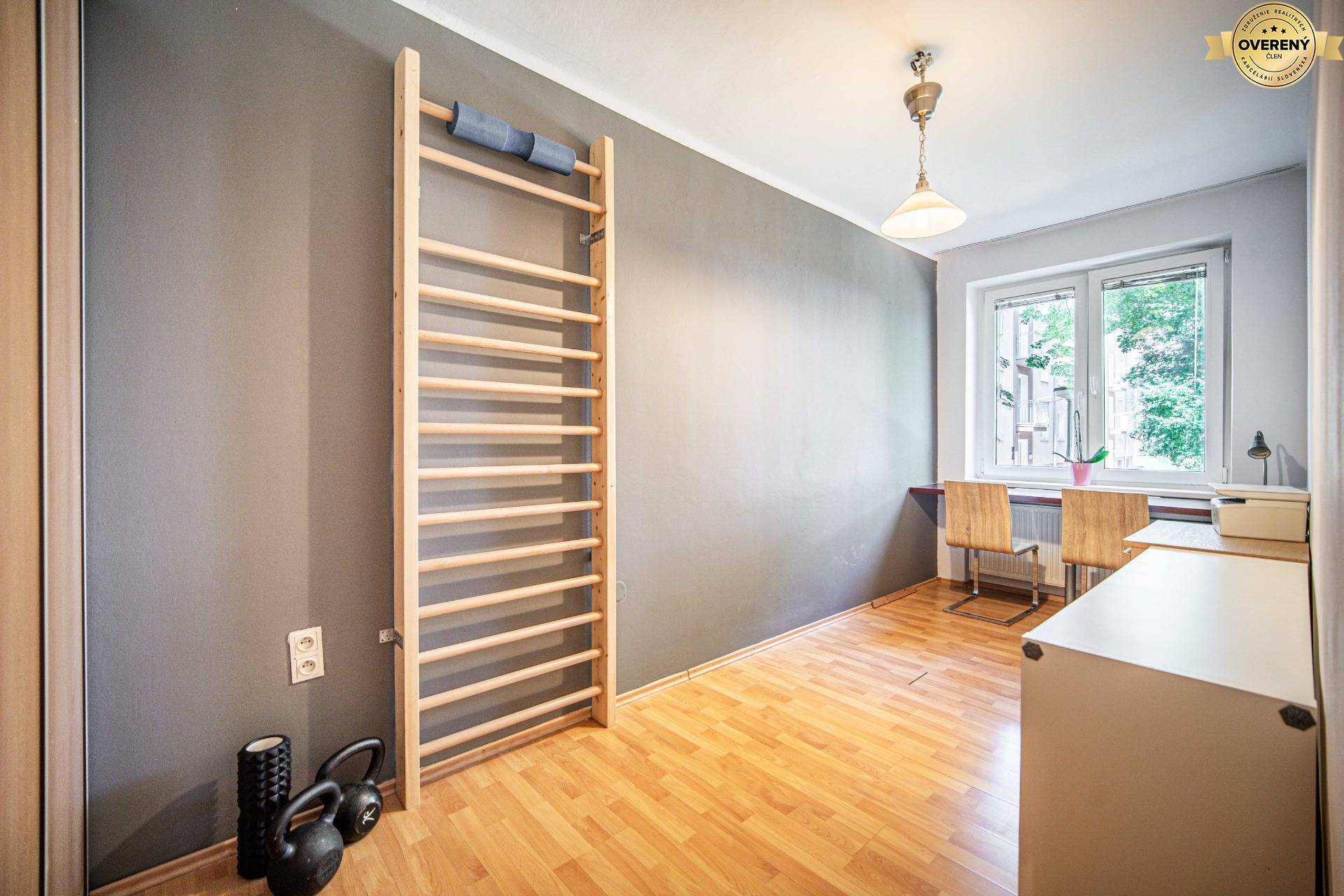 3-izbový byt na predaj Pezinok - pracovňa