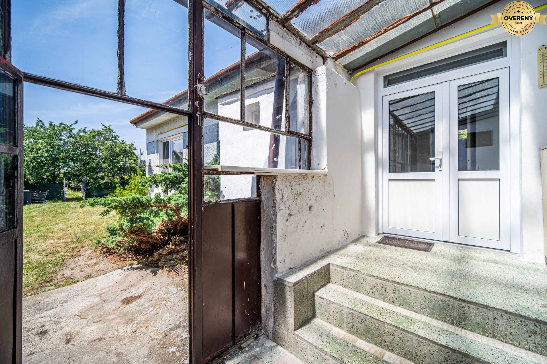 Rodinný dom na predaj Pezinok - vchod