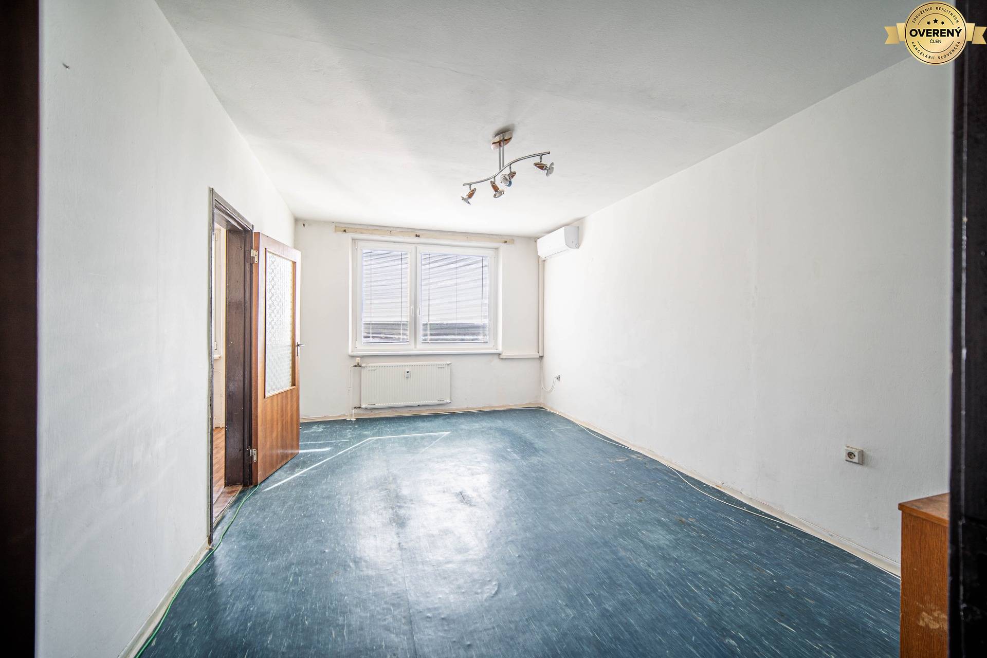 3i byt Modra Komenskeho obyvacka