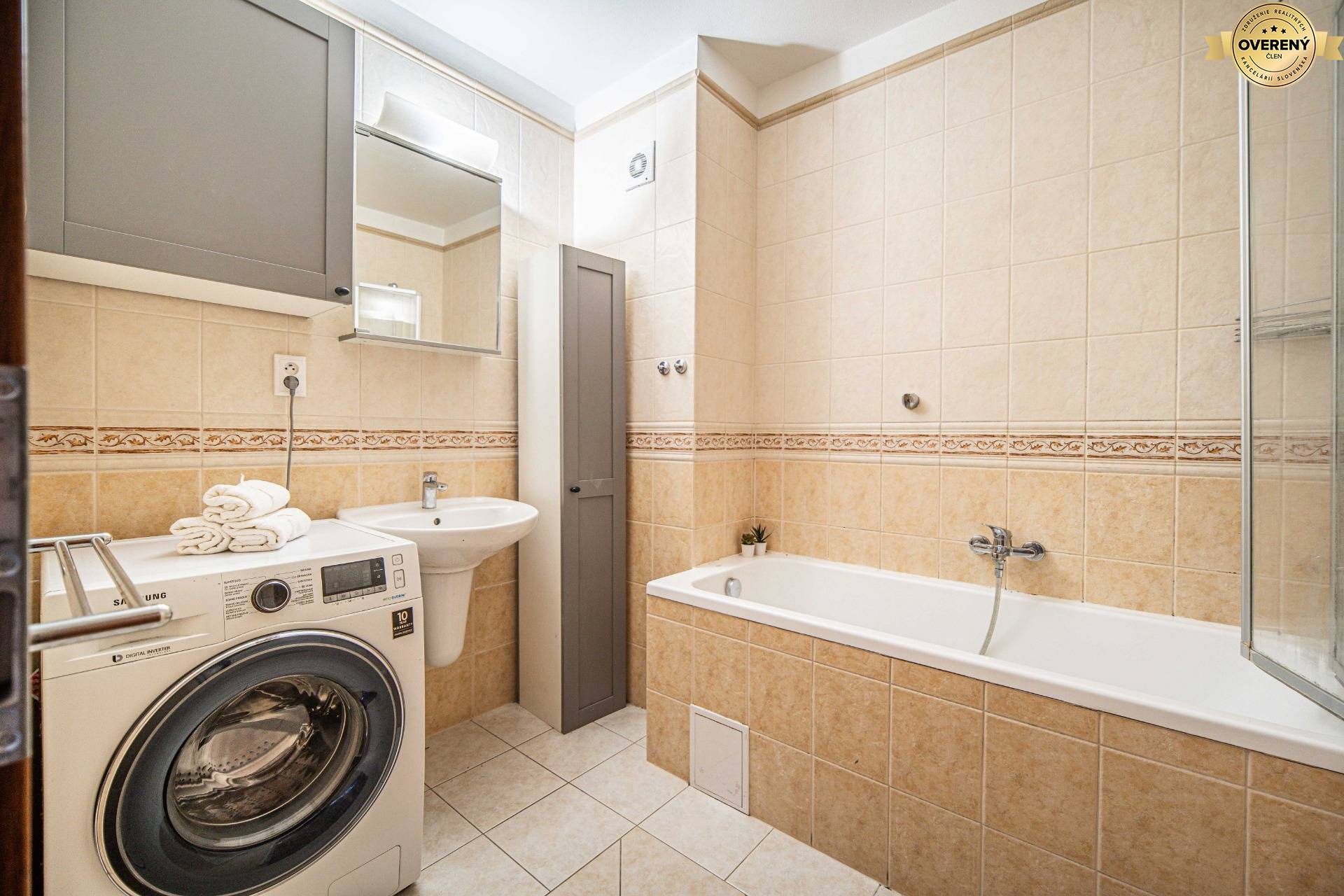 3-izbový byt Pezinok Muškát kúpeľňa